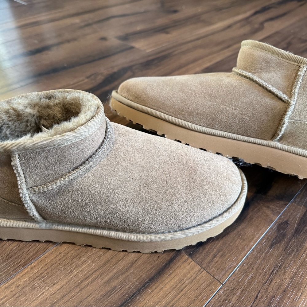 UGG Classic Ultra Mini